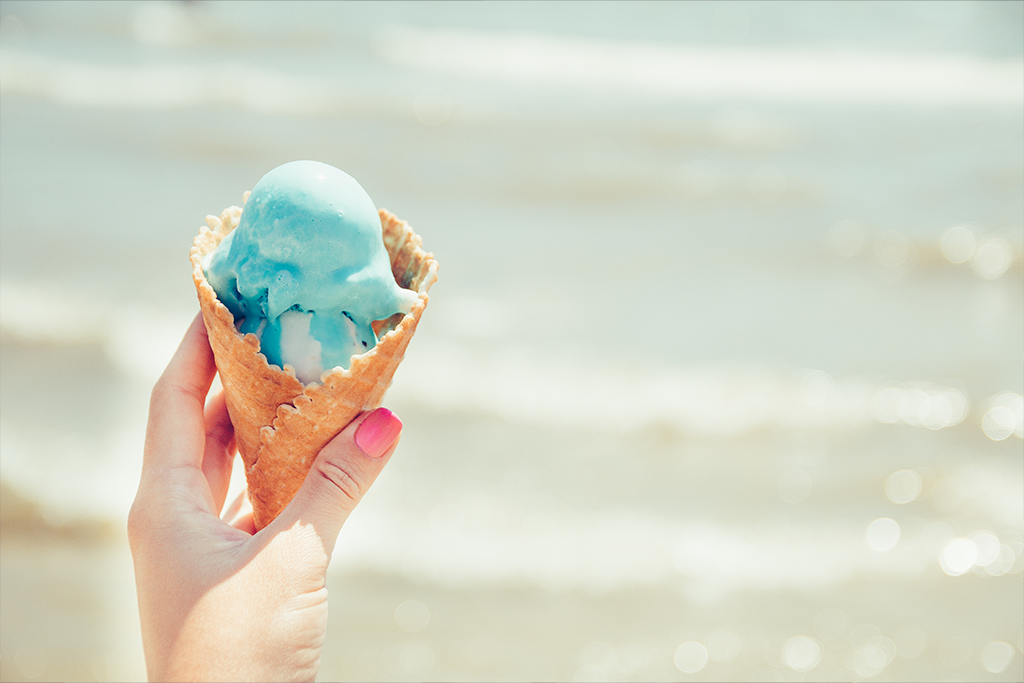 Patisserie–Gelateria στην παραλία